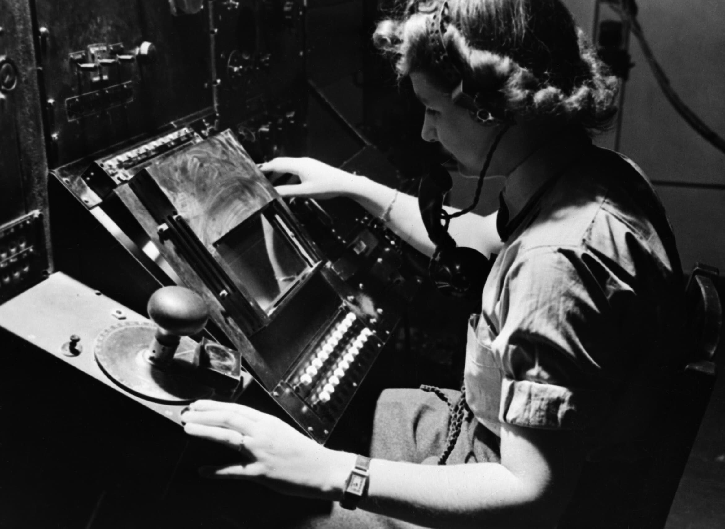 1940-talet: Kontrollrum visade priset för överbelastning.